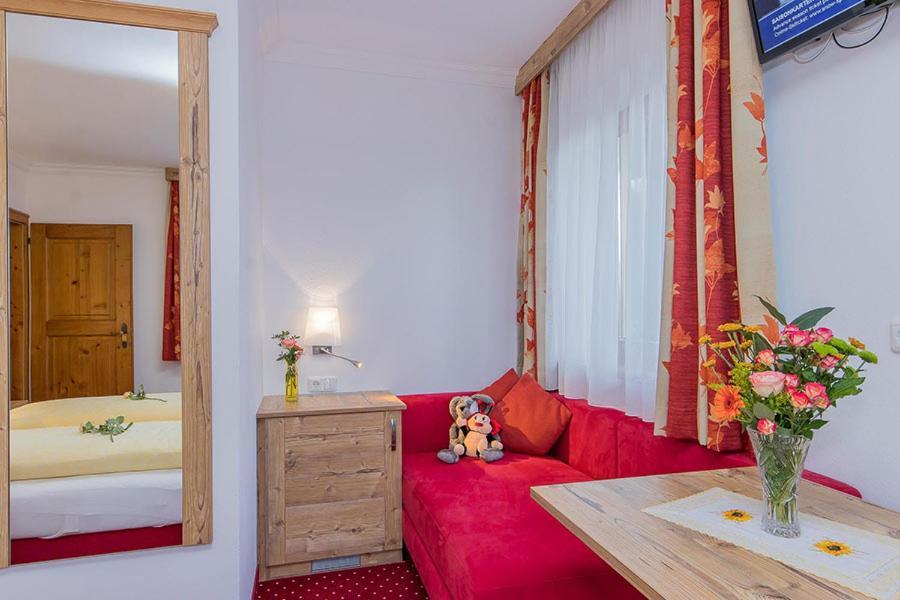 Hotel - Pension Oetzmooshof ザンクト・ヨーハン・イム・ポンガウ エクステリア 写真