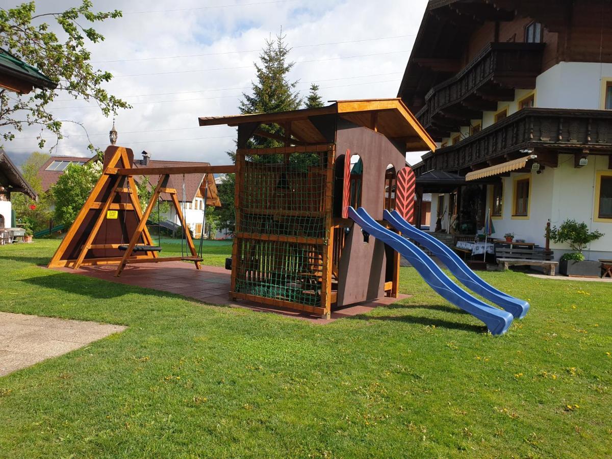 Hotel - Pension Oetzmooshof ザンクト・ヨーハン・イム・ポンガウ エクステリア 写真